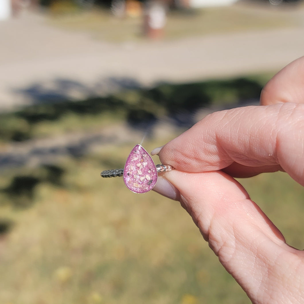 Memorial Cremation Teardrop Ring with Rope Band